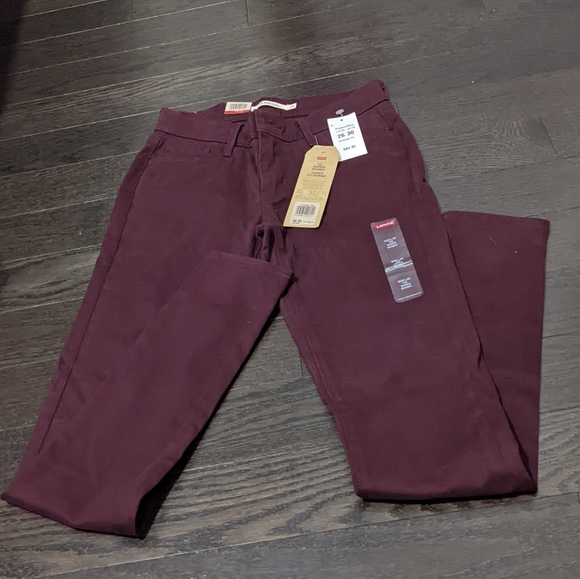 New With Tags Levi's Plum Super Skinny Jeans 26 x 30 - Picture 2 of 5